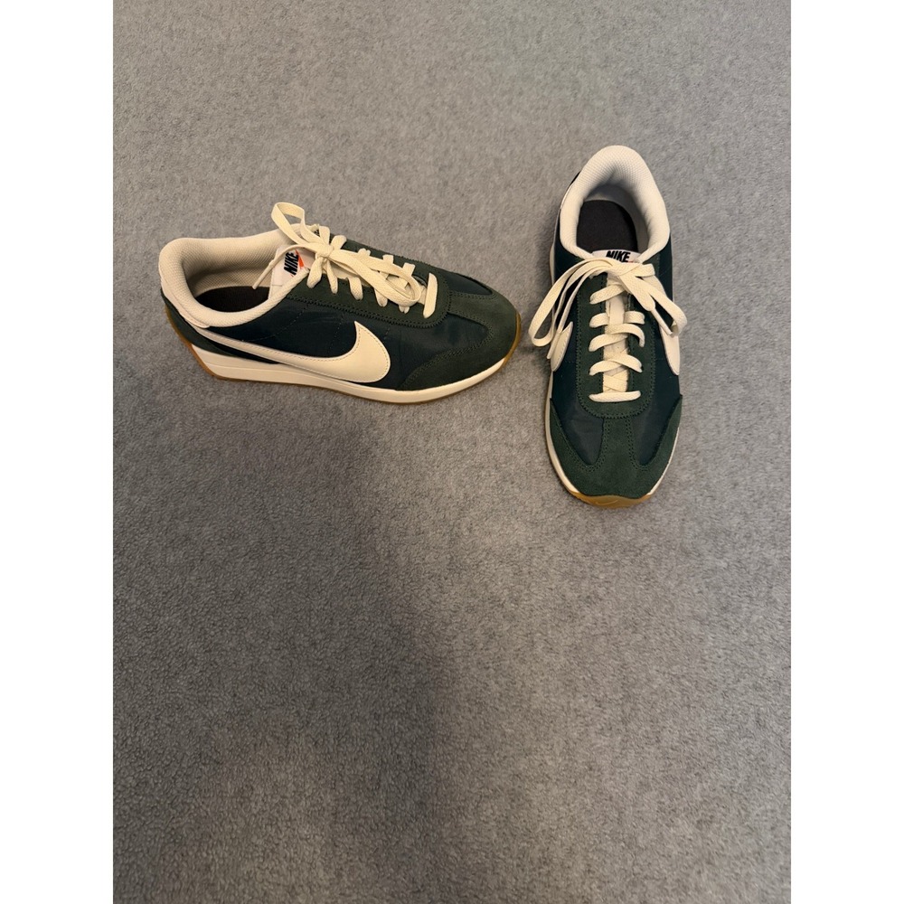 Nike Pacific Vintage Green Pale Ivory Women 6.5 Sneakers HM4771-300 Gum Sole